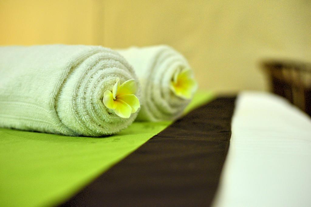 אודוואלאווה Hotel Athgira מראה חיצוני תמונה